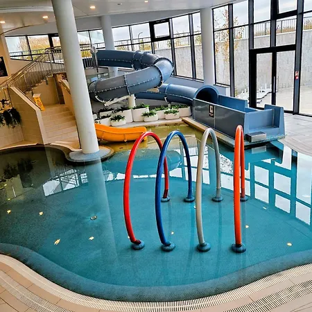 Apartment Natura Aqua Polanki 109 *
